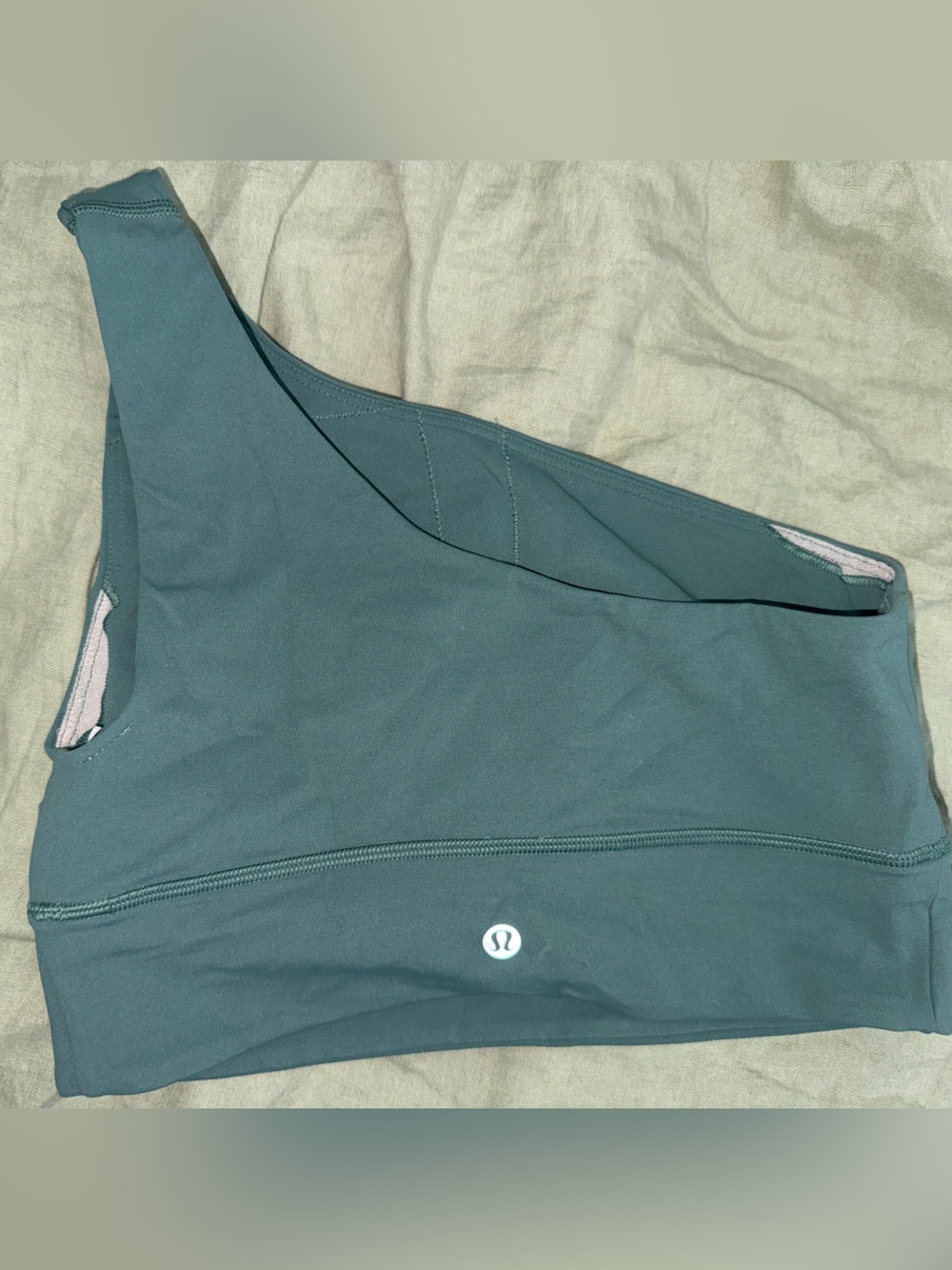 Lululemon bra - Picture 3 of 3